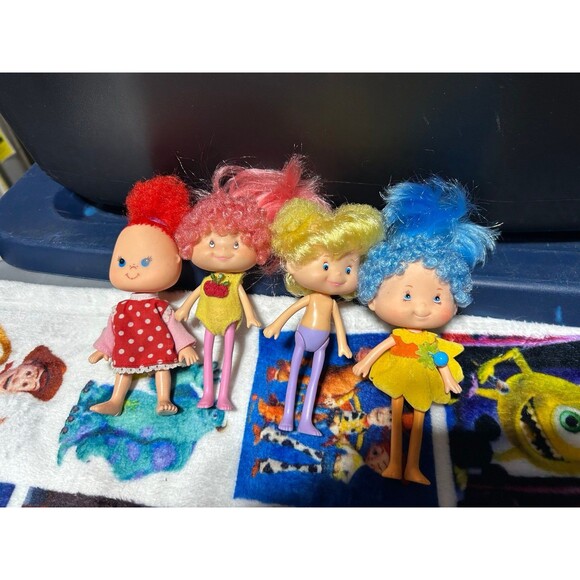 Strawberry shortcake dolls - Picture 1 of 6